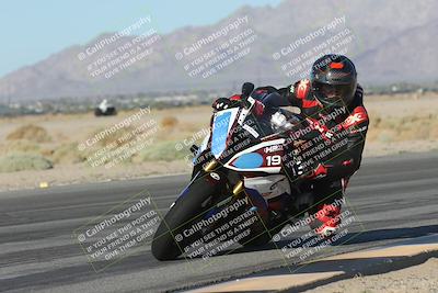 media/Sep-20-2025-Race Pace (Sat) [[d4e1b33f4d]]/Non Verified/Turn 4 Inside (8am)/